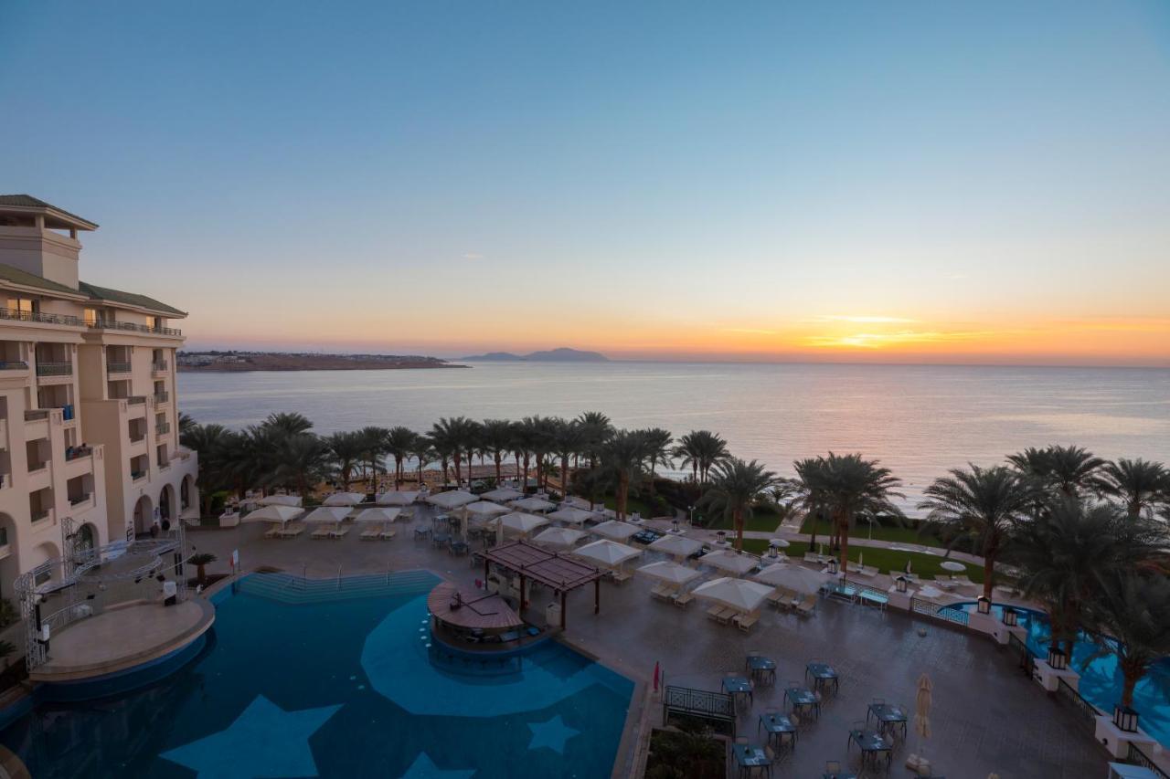 Stella Di Mare Beach Hotel & Spa Sharm el-Sheikh Bagian luar foto Sunset at the Hilton Sharm El Sheikh