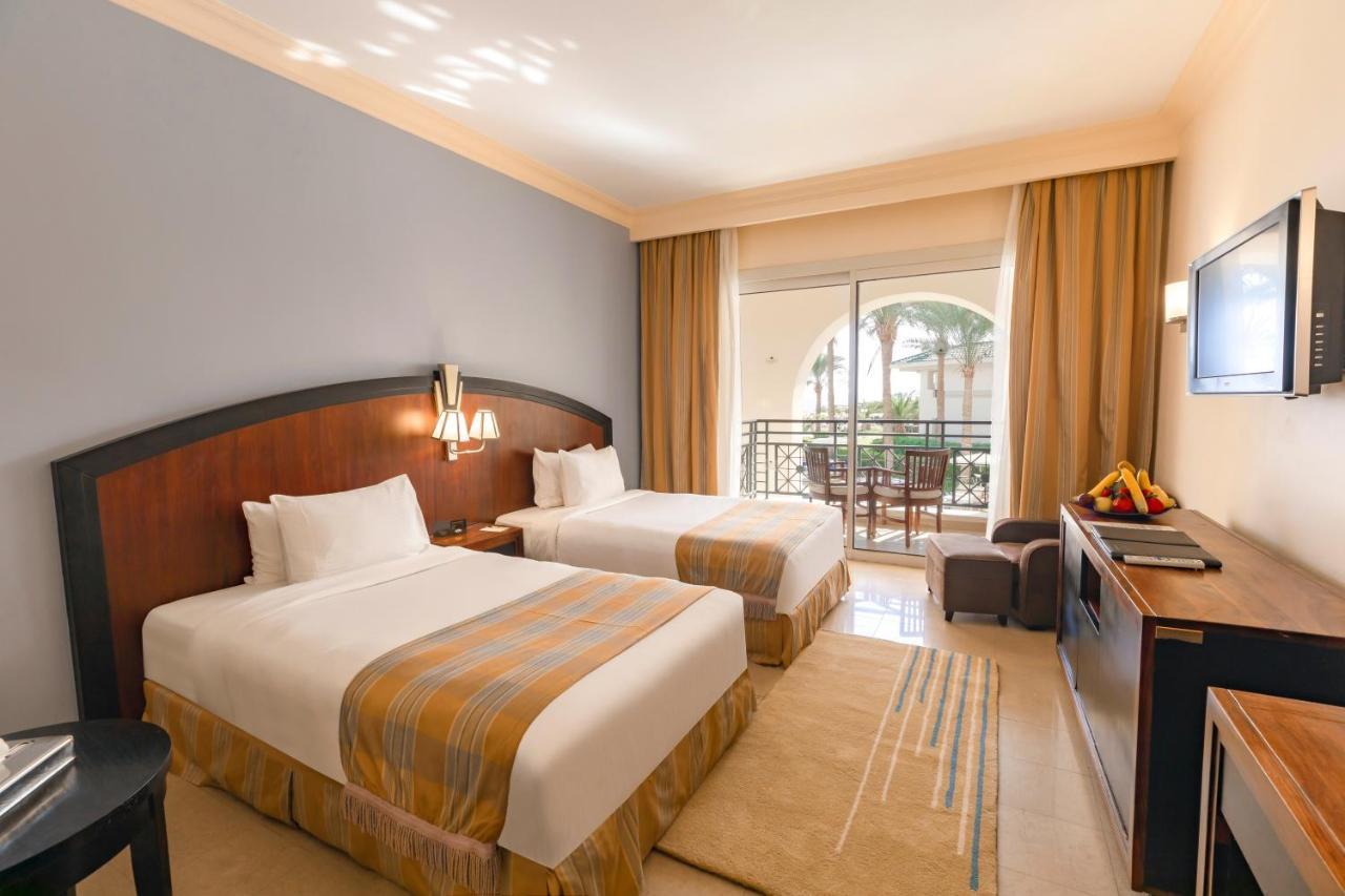 Stella Di Mare Beach Hotel & Spa Sharm el-Sheikh Bagian luar foto A room at the Hilton Sharm El Sheikh