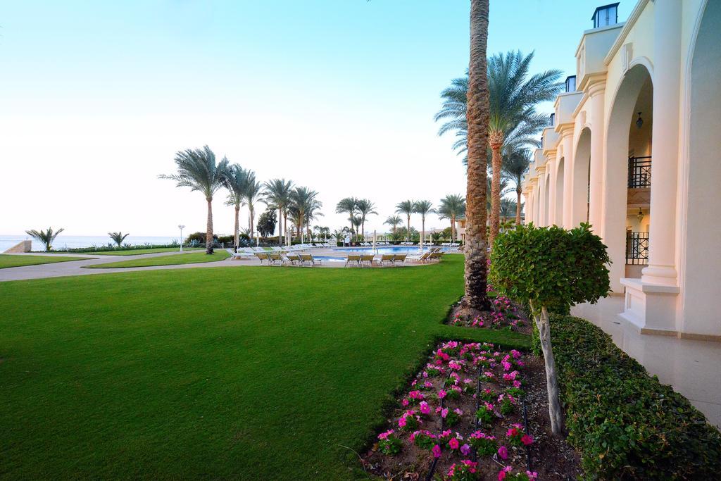 Stella Di Mare Beach Hotel & Spa Sharm el-Sheikh Bagian luar foto The grounds of the Four Seasons Hotel in Sharm El Sheikh