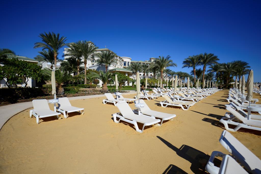 Stella Di Mare Beach Hotel & Spa Sharm el-Sheikh Bagian luar foto The beach at the Hilton Sharm El Sheikh Resort
