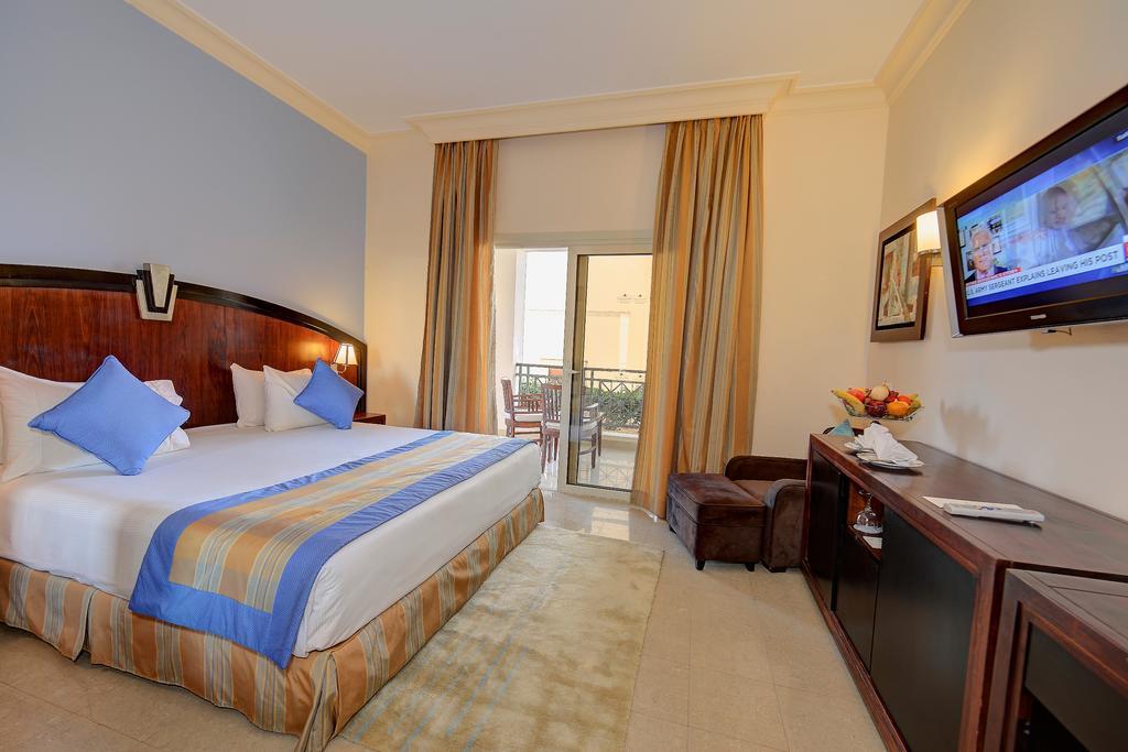 Stella Di Mare Beach Hotel & Spa Sharm el-Sheikh Bagian luar foto A room at the hotel