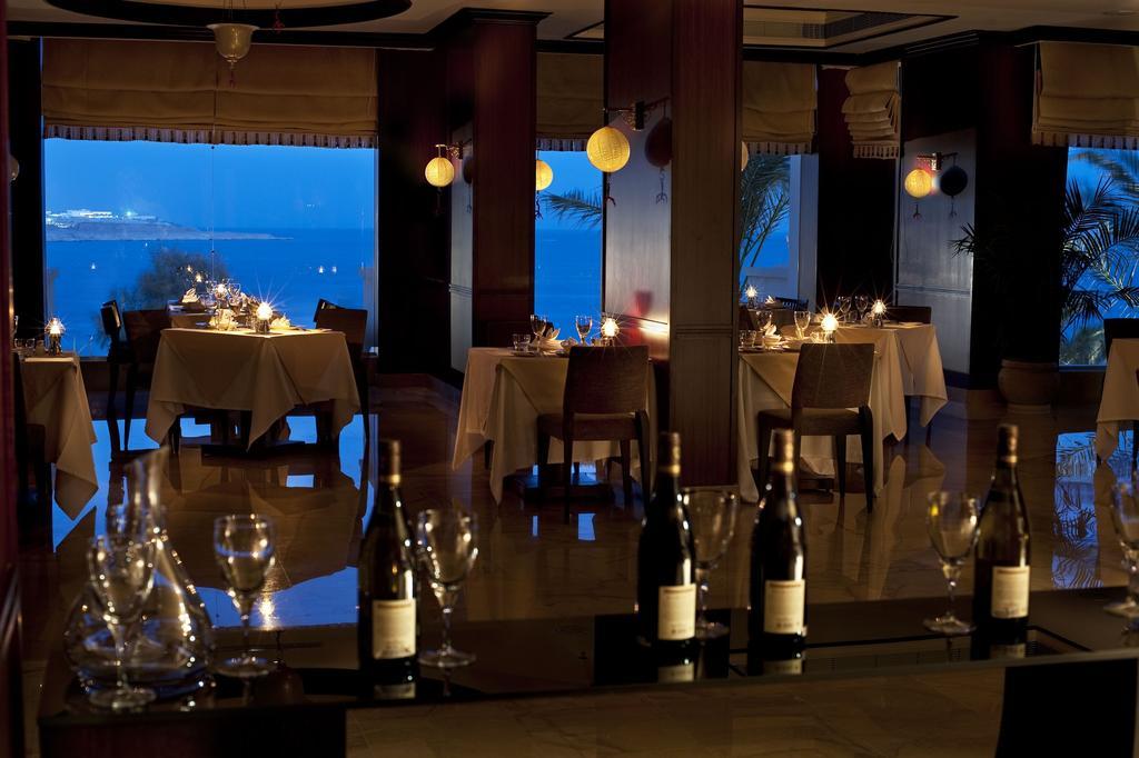 Stella Di Mare Beach Hotel & Spa Sharm el-Sheikh Bagian luar foto The restaurant at the hotel